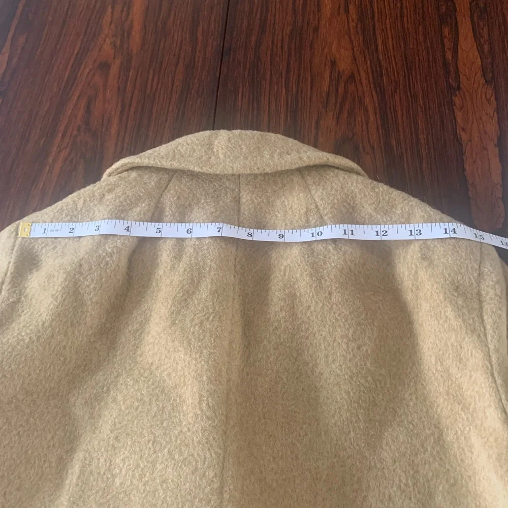 ❤️ 89. Vintage Classic Tan Wool Coat - Modern fit ❤️ - Picture 9 of 15